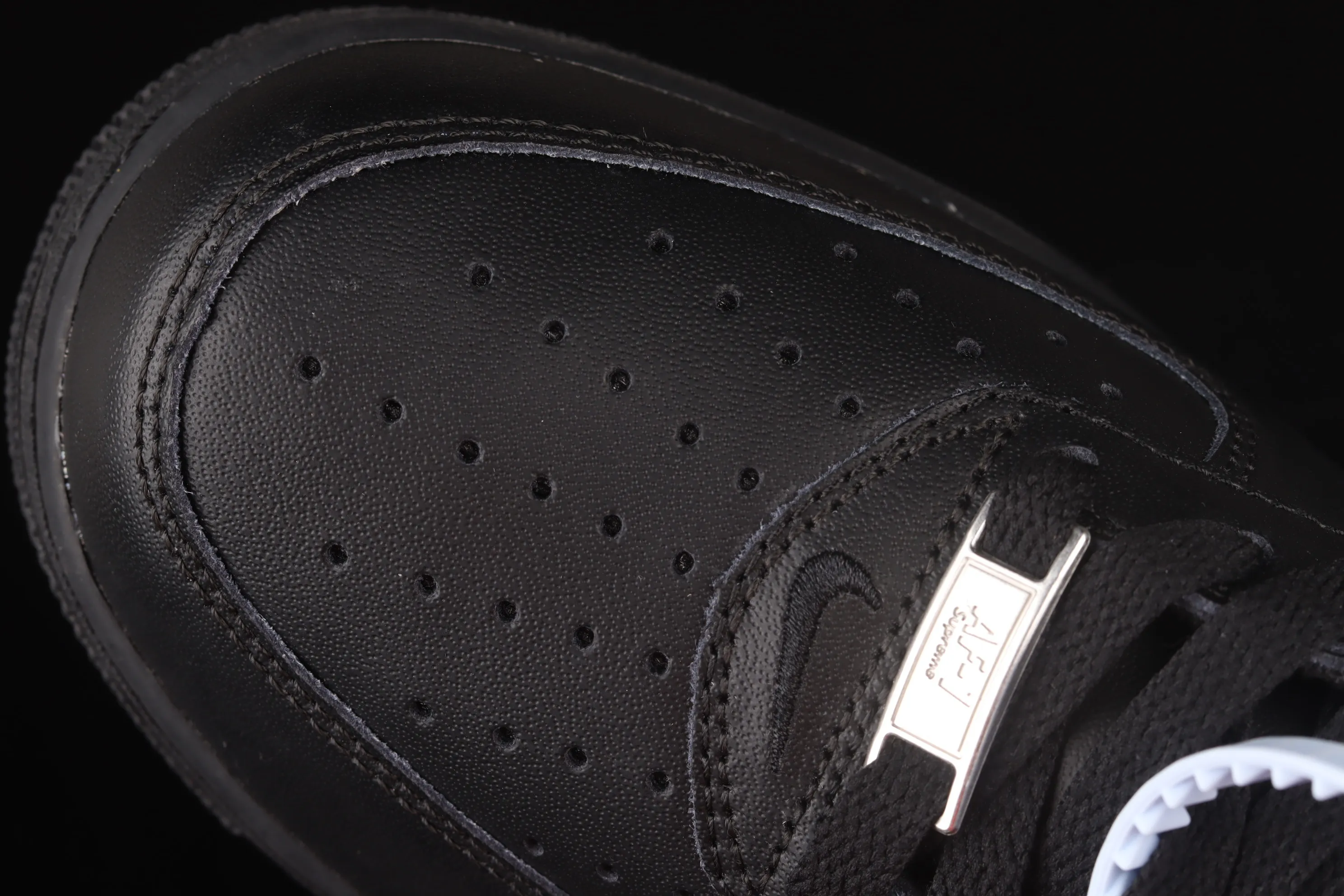 All categories Nk Air Force 1 Air Force series Nk Air Force 1 Low Air Force low-top corporate Supreme x Nk Air Force 1 Low joint model Air Force 1 low-top casual sneakers CU9225-001
